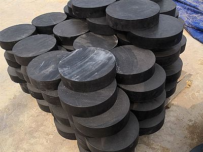 七星关板式橡胶支座由若干层橡胶片与薄钢板经加压硫化